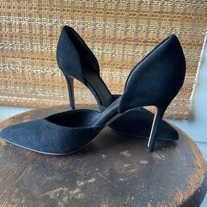 Vince Black Suede Pumps